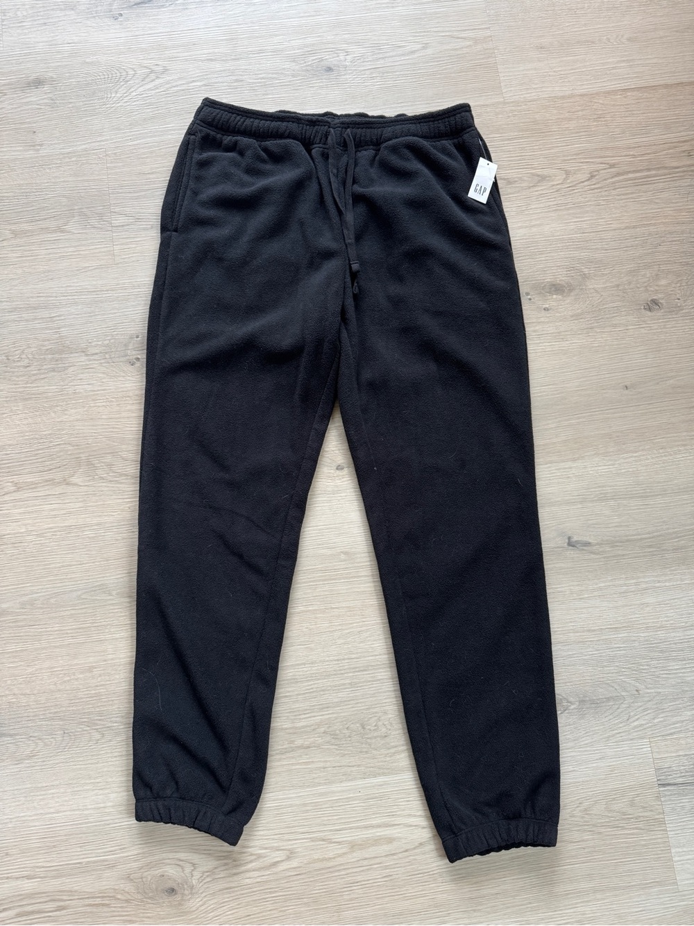 Gap Microfleece Joggers Black Men’s Size Small NWT Comfy Cozy Fleece Sweatpants